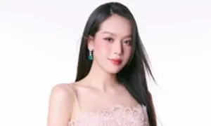 Thanh Thủy thay váy áo chớp nhoáng trên sân khấu Miss International Thanh Thủy thay váy áo chớp nhoáng trên sân khấu Miss International