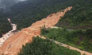 Đề nghị công bố tình huống khẩn cấp về thiên tai trên đèo Khánh Lê Đề nghị công bố tình huống khẩn cấp về thiên tai trên đèo Khánh Lê